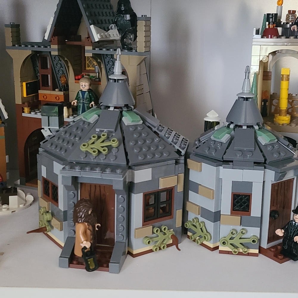 5 legoHarry potter sets train,castle,castle ball,poly juice bathroom,hagrids hut